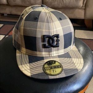 DC Fitted New Era 59Fifty cap
